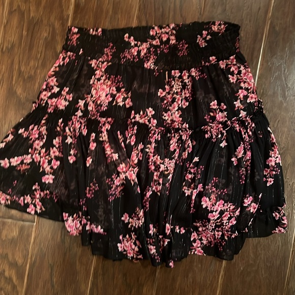 Misa skirt size small worn once - Picture 5 of 5